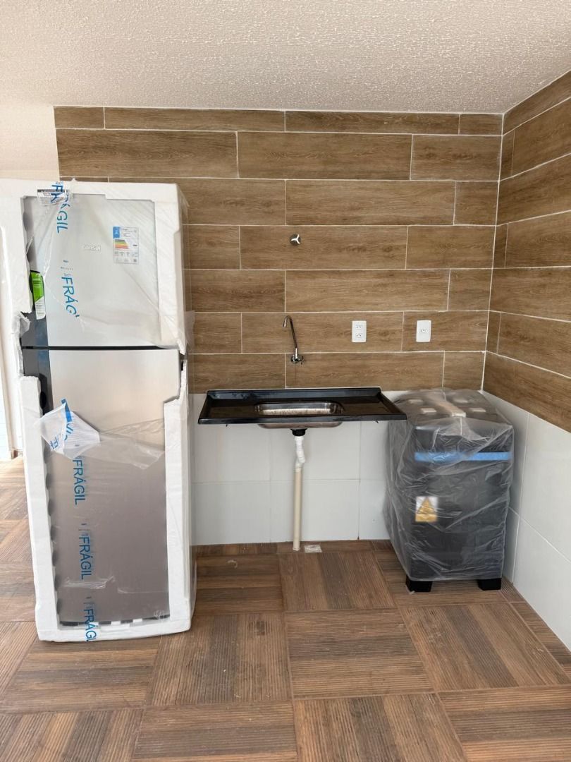 Apartamento com 02 dormitórios à venda, 40m² por R$ 165.600 - ...