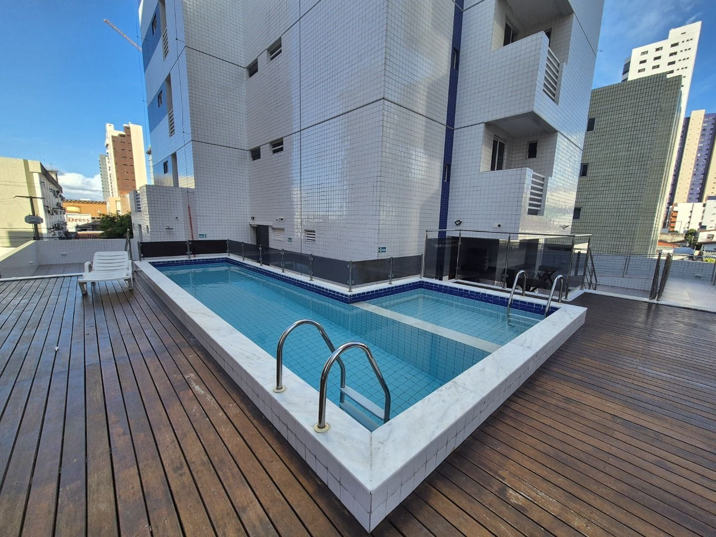 Apartamento com 03 dormitórios à venda, 72m² por R$ 710.000 - ...