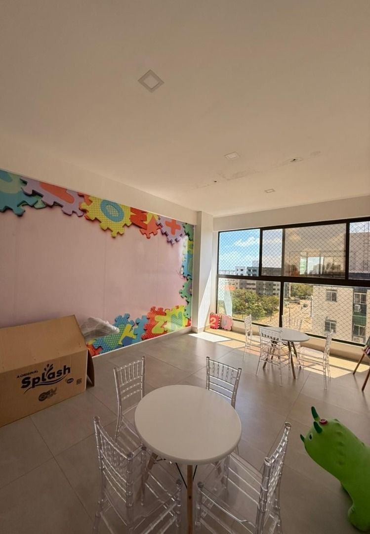 Apartamento com 02 dormitórios à venda por R$ 465.000 - Interm...