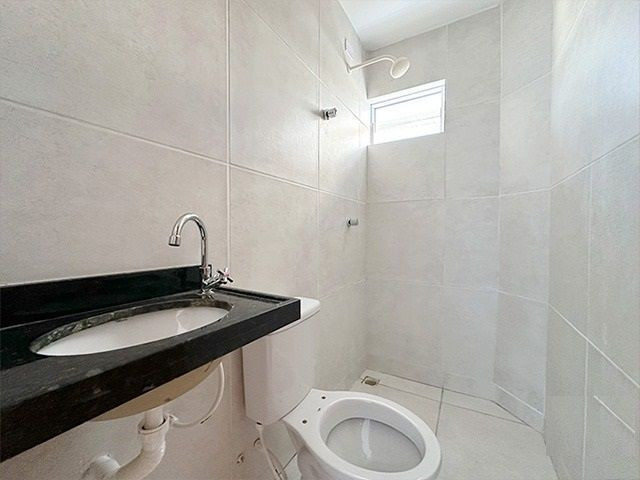 Apartamento com 02 dormitórios à venda por R$ 172.900 - Boa Es...