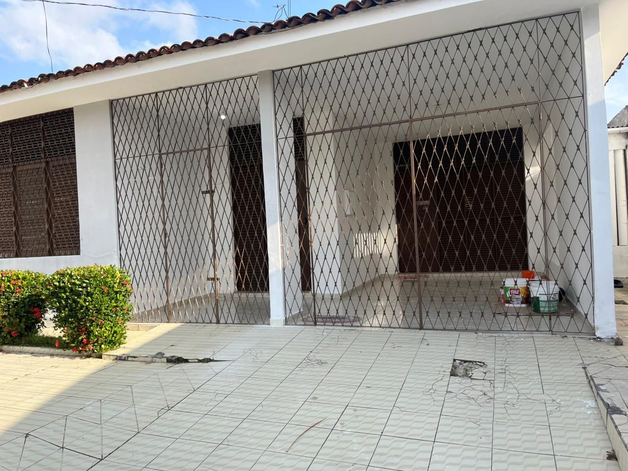 Casa com 03 dormitórios à venda,170m² por R$ 650.000 - Bairro ...
