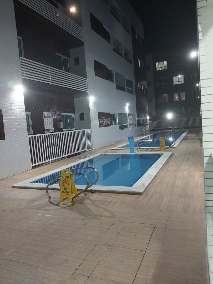 Apartamento com 02 dormitórios à venda, 58m² por R$ 230.000 - ...