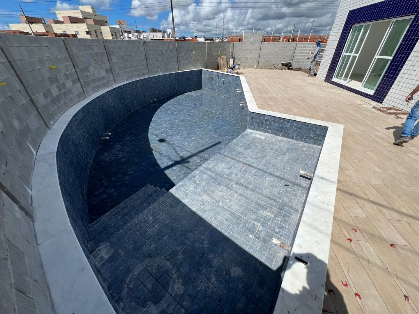 Apartamento com 02 dormitórios à venda, 49m² por R$ 173.000 - ...