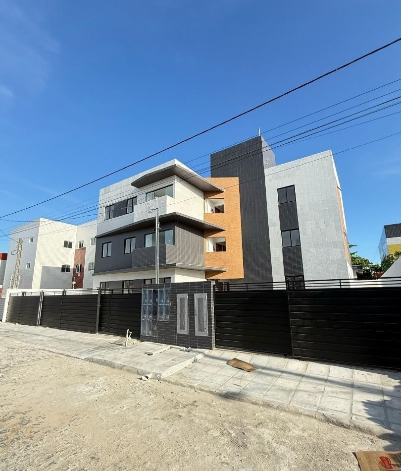 Apartamento com 02 dormitórios à venda, 49m² por R$ 173.000 - ...