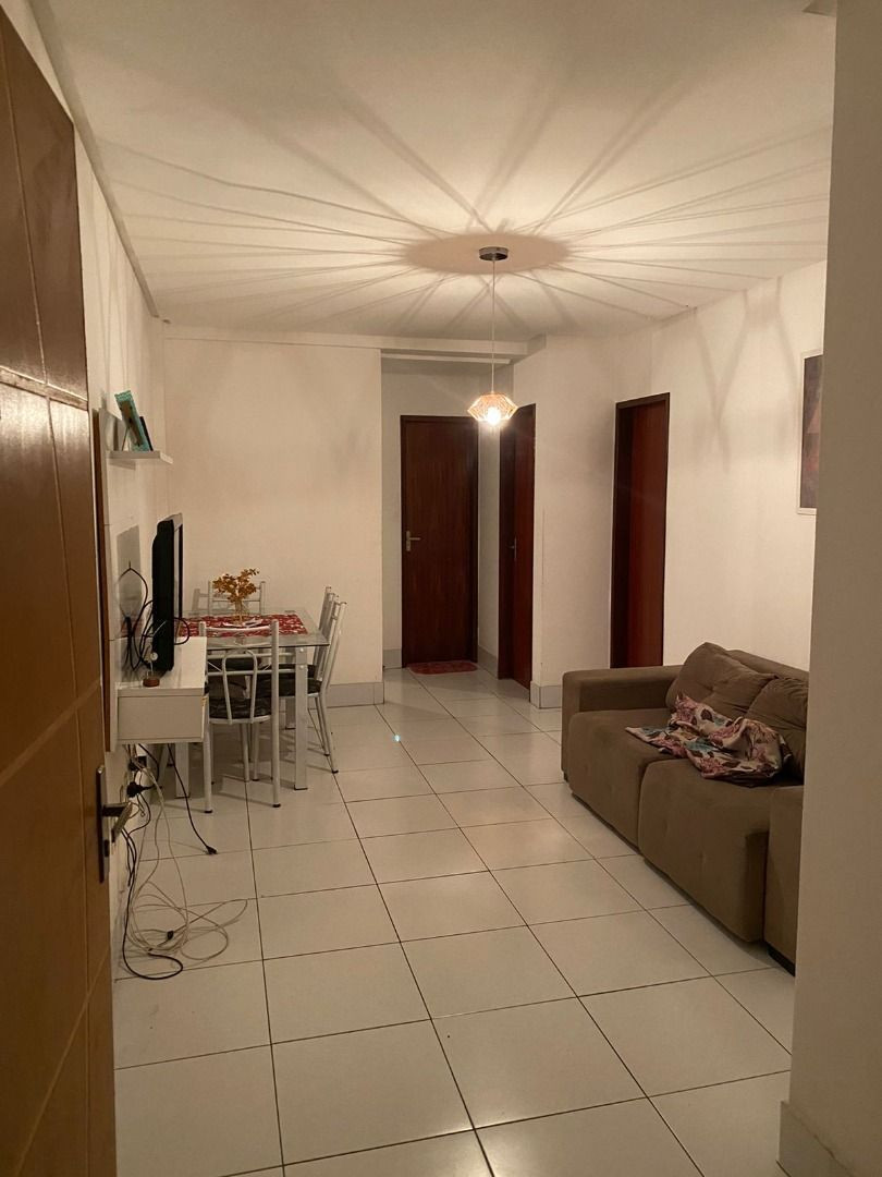 Apartamento com 02 dormitórios à venda, 58m² por R$ 170.000 - ...