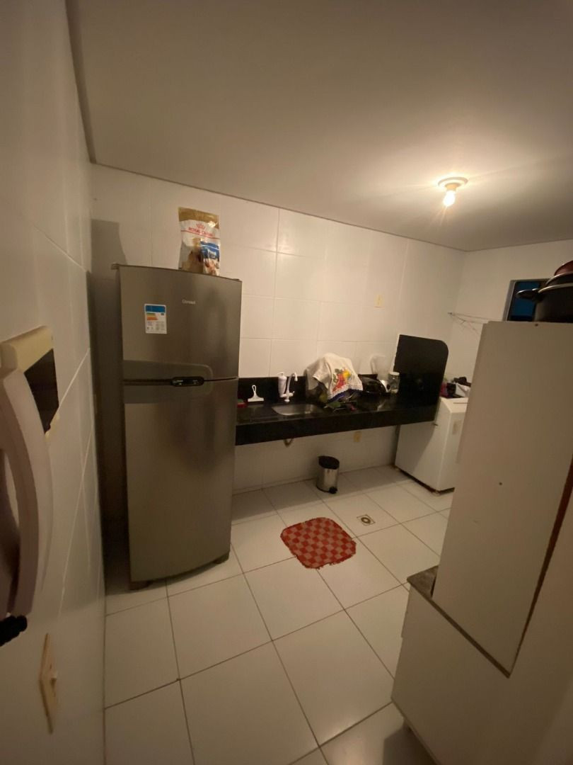 Apartamento com 02 dormitórios à venda, 58m² por R$ 170.000 - ...