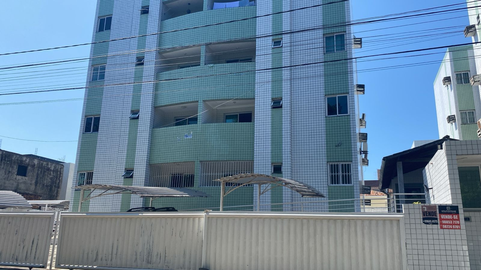 Apartamento com 02 dormitórios à venda, 55m² por R$ 170.000 - ...