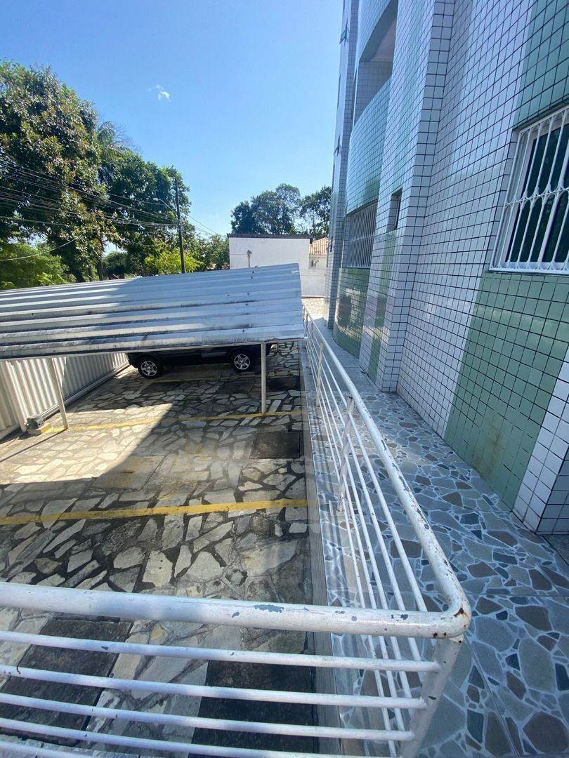 Apartamento com 02 dormitórios à venda, 55m² por R$ 170.000 - ...