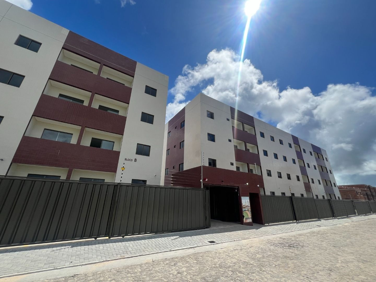 Apartamento com 02 dormitórios à venda, 50m² por R$ 175.000 - ...