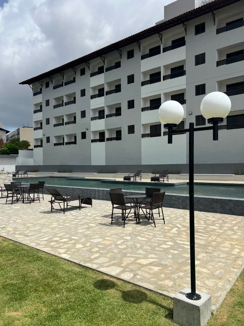 Apartamento com 02 dormitórios à venda, 46m² por R$ 222.000 - ...