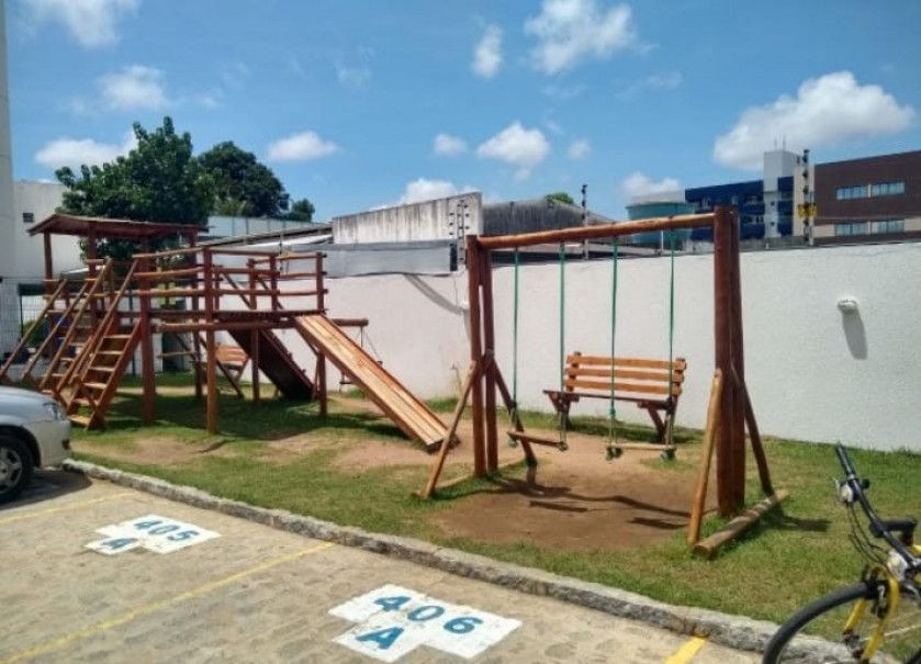 Apartamento com 02 dormitórios à venda, 58m² por R$ 240.000 - ...