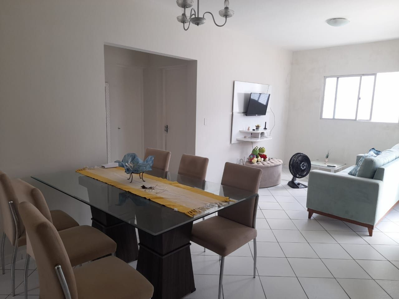 Apartamento com 03 dormitórios à venda, 97m² por R$ 190.000 - ...