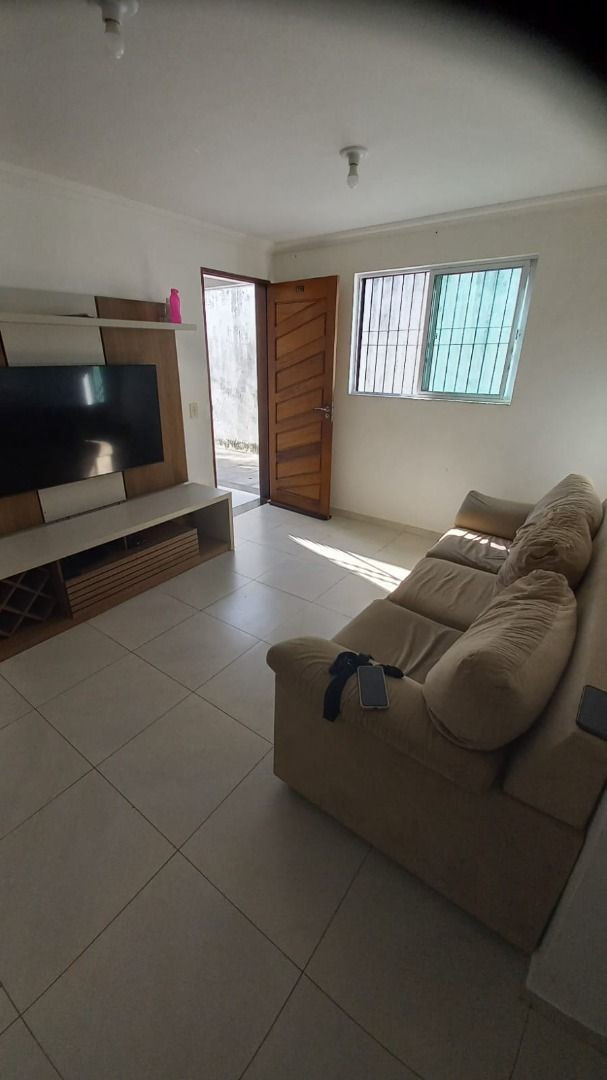 Apartamento com 03 dormitórios à venda, 70m² por R$ 230.000 - ...