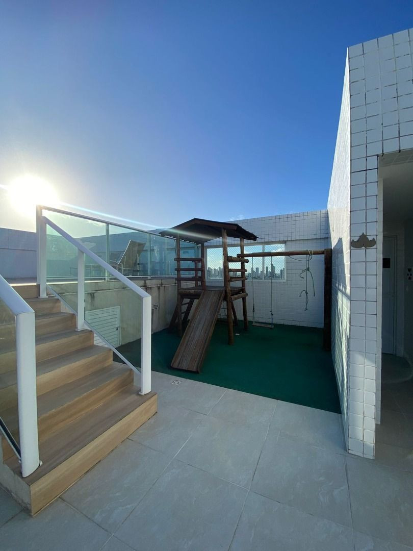 Apartamento com 01 dormitórios à venda por R$ 329.900 - Castel...