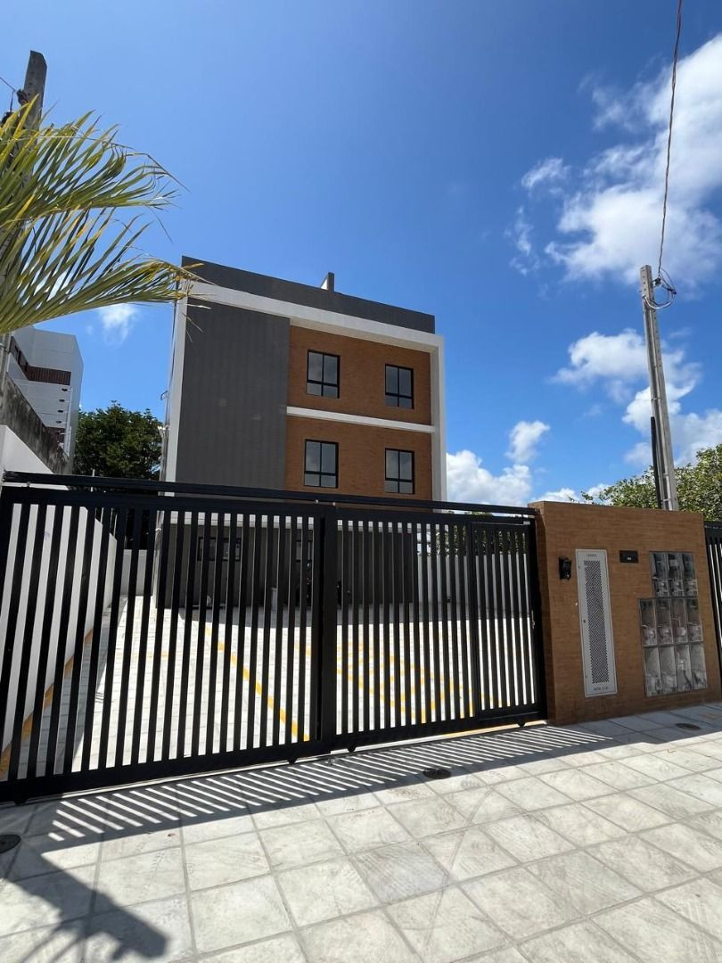 Apartamento com 02/03 dormitórios à venda, por R$ 287.000 - Be...