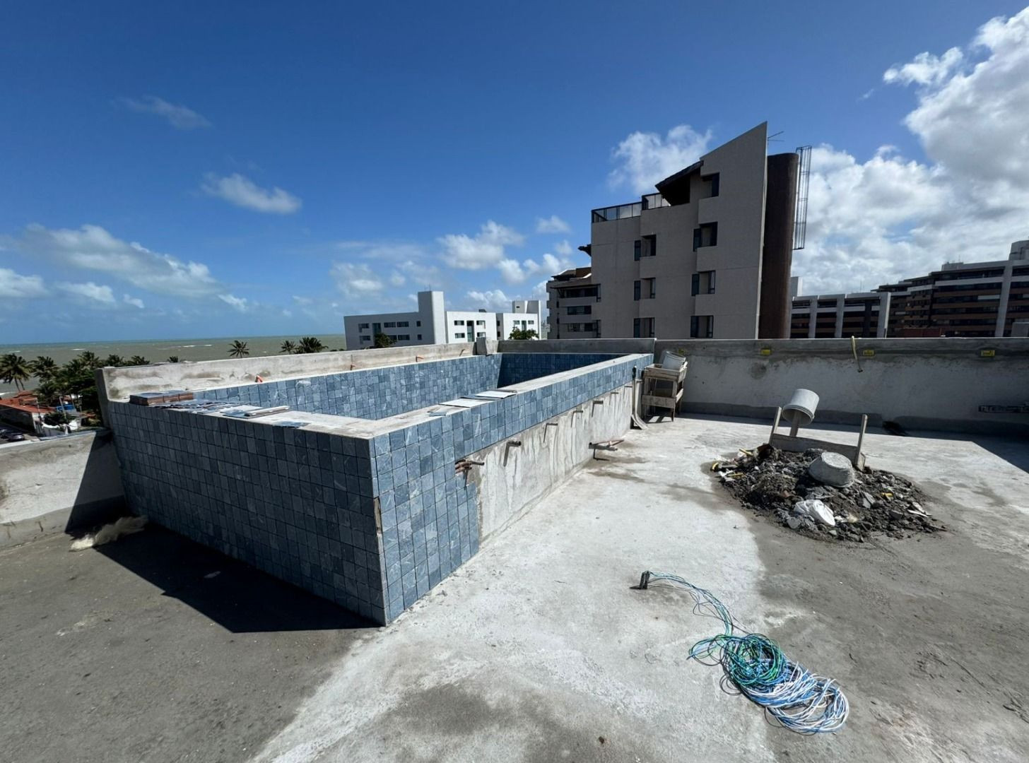 Apartamento com 02 dormitórios à venda, 58m² por R$ 642.000 - ...