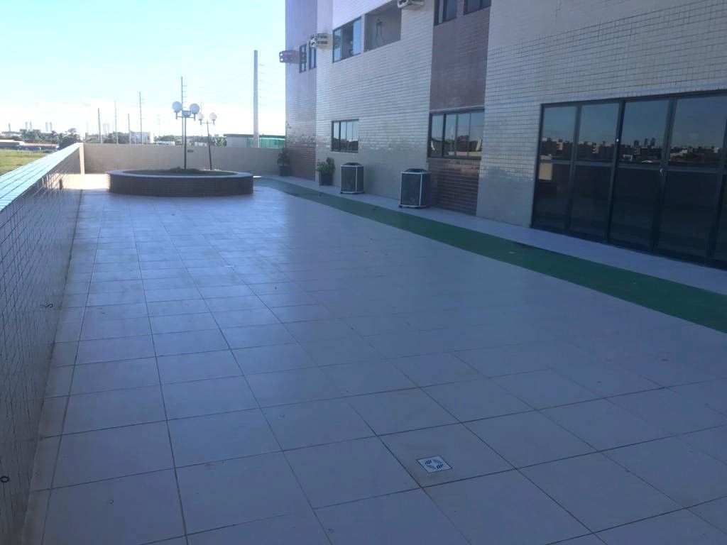 Apartamento com 02 dormitórios à venda por R$ 700.000 - Aerocl...