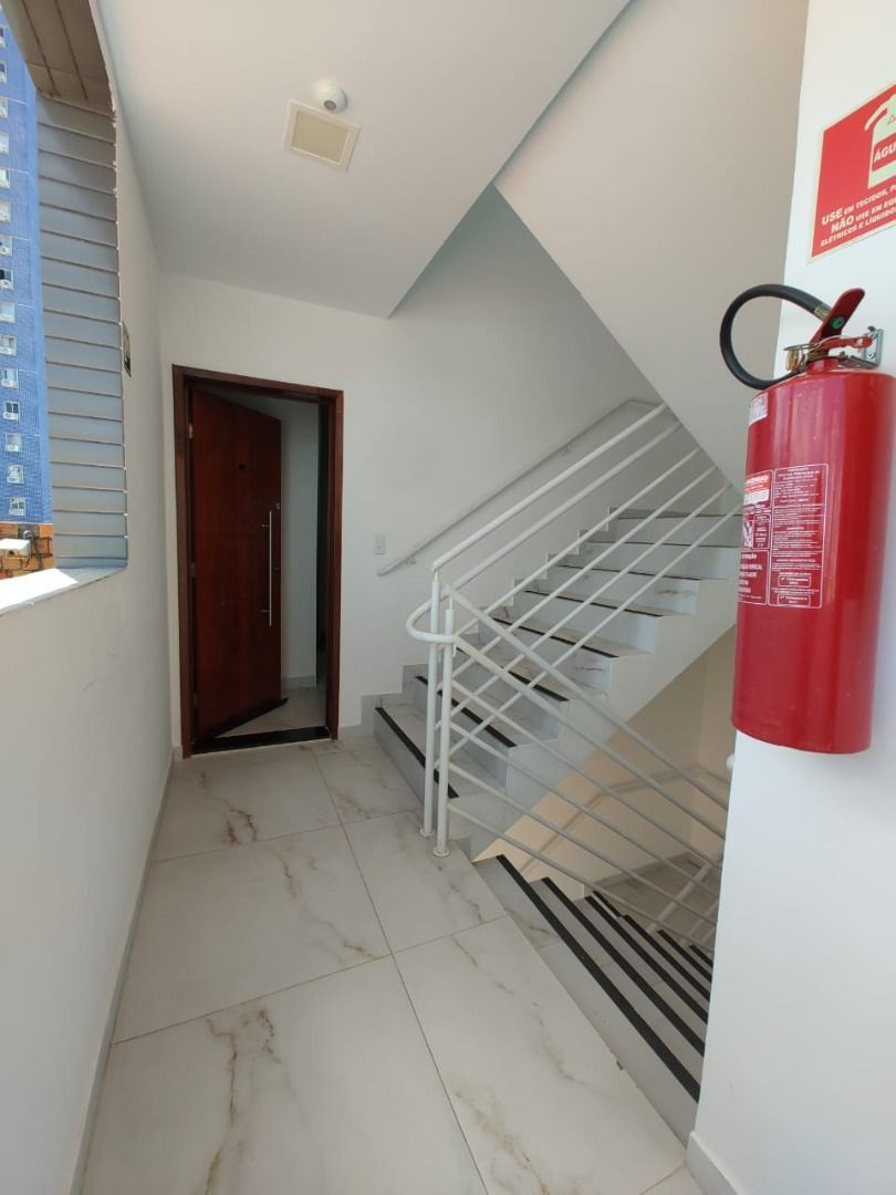 Apartamento com 02 dormitórios à venda por R$ 430.000 - Tambau...