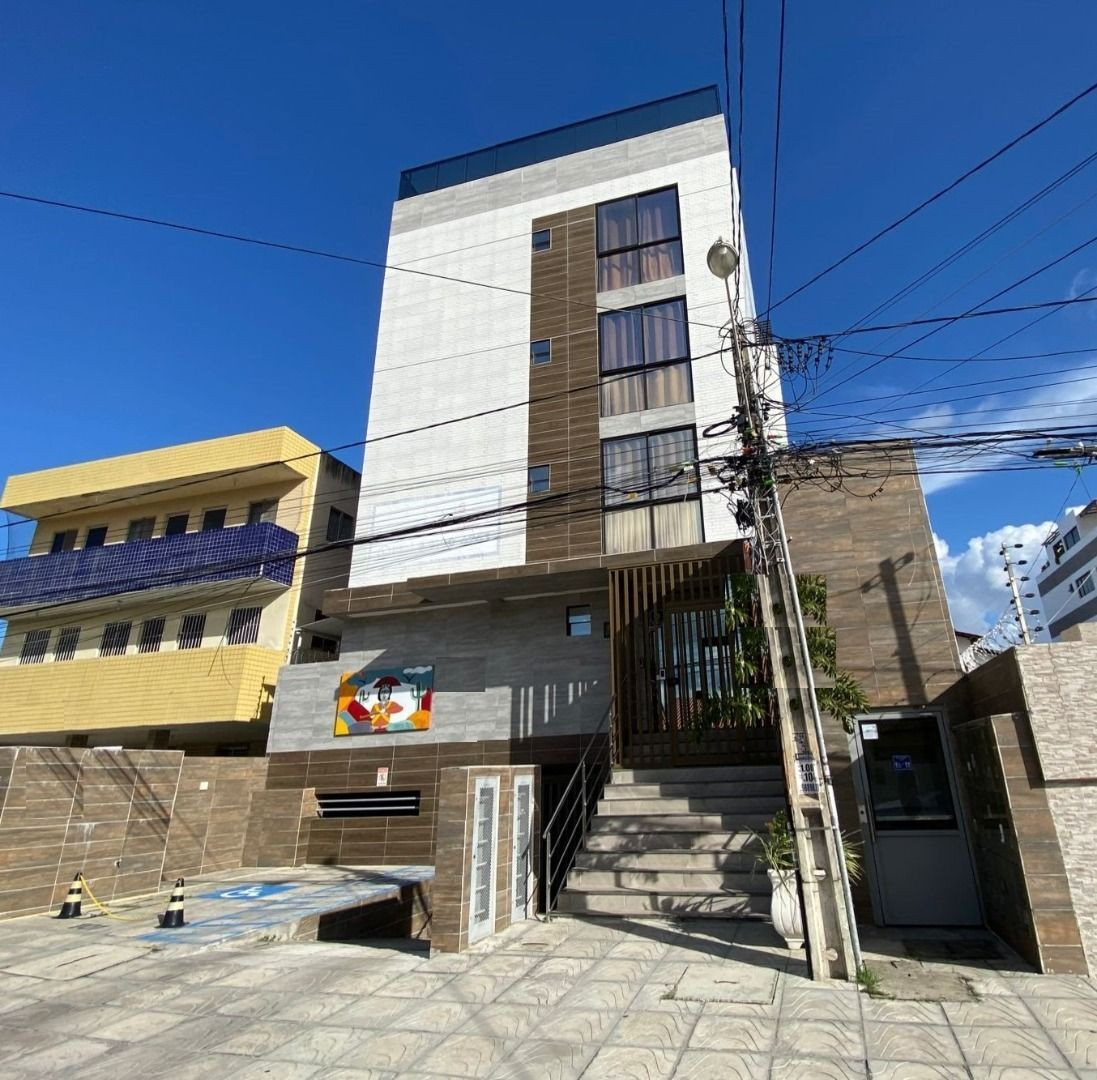 Apartamento com 02 dormitórios à venda, 60m² por R$ 430.000 - ...