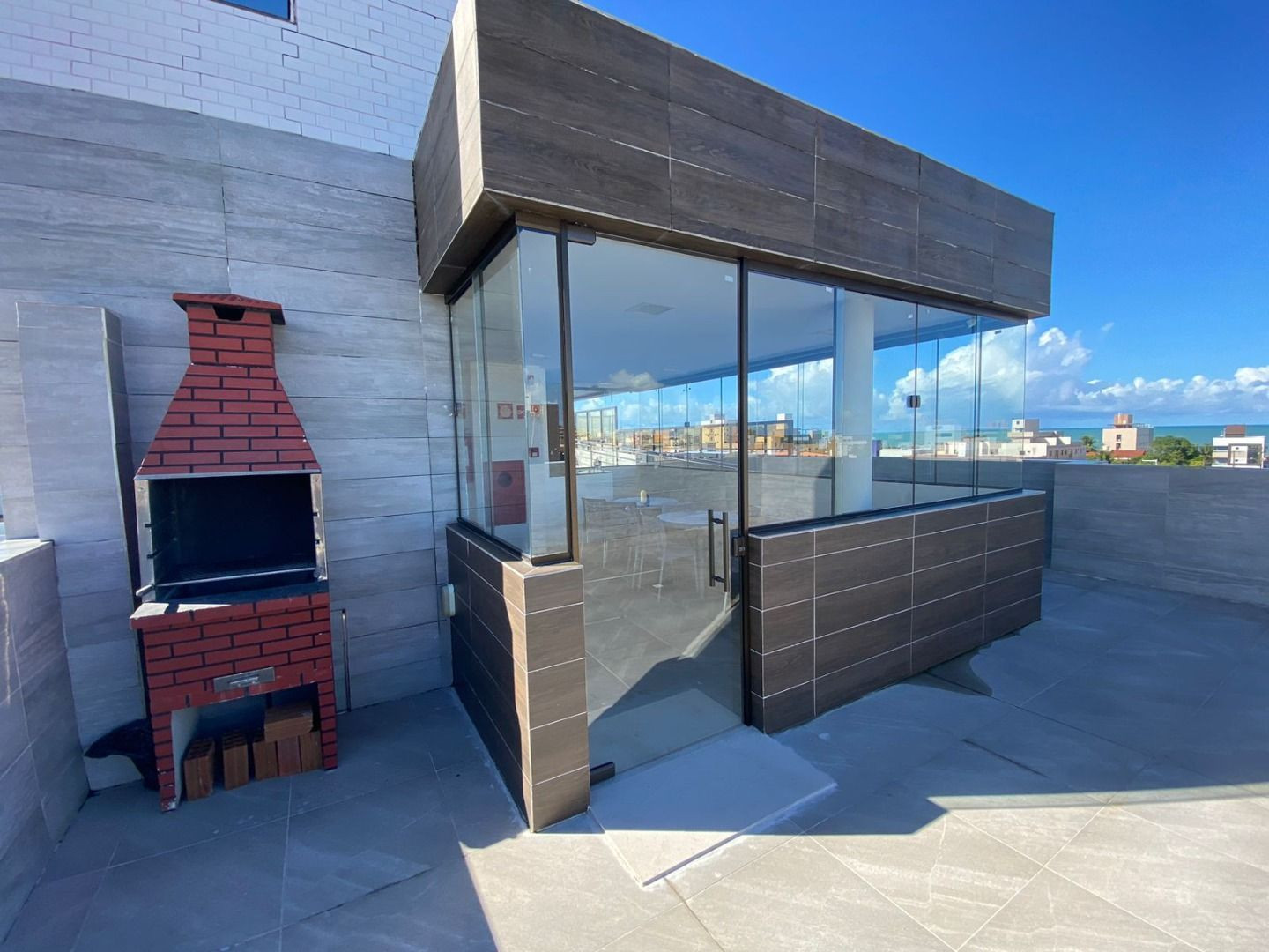 Apartamento com 02 dormitórios à venda, 60m² por R$ 430.000 - ...