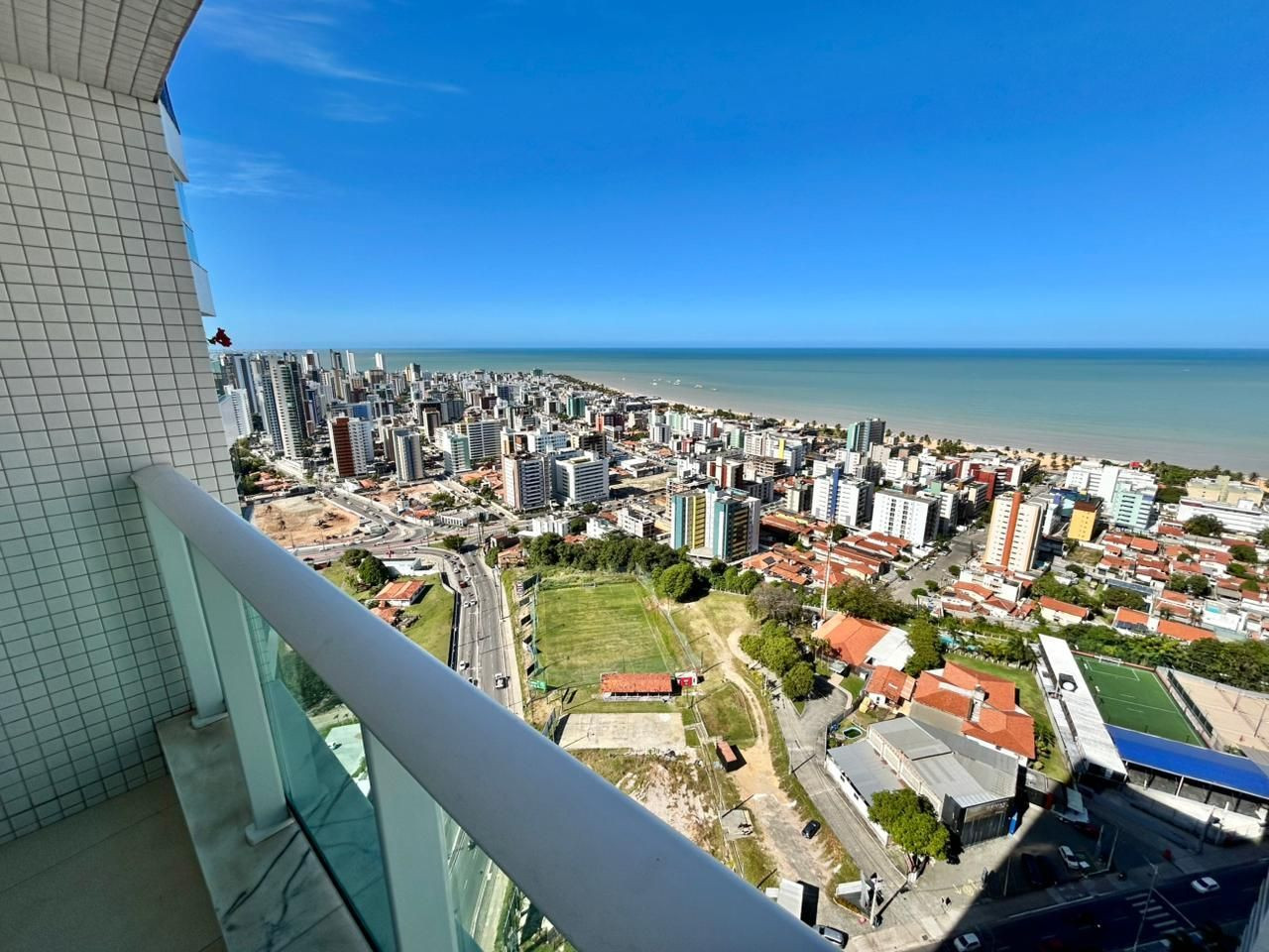 Apartamento com 02 dormitórios à venda por R$ 1.057.707 - Alti...