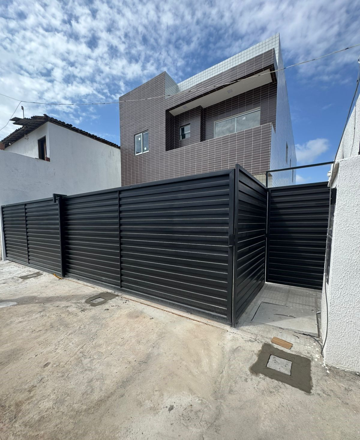 Apartamento com 02 dormitórios à venda, 50m² por R$ 220.000 - ...