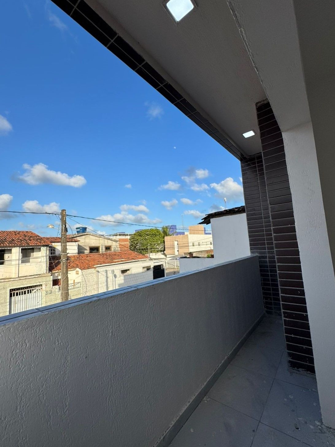 Apartamento com 02 dormitórios à venda, 50m² por R$ 220.000 - ...