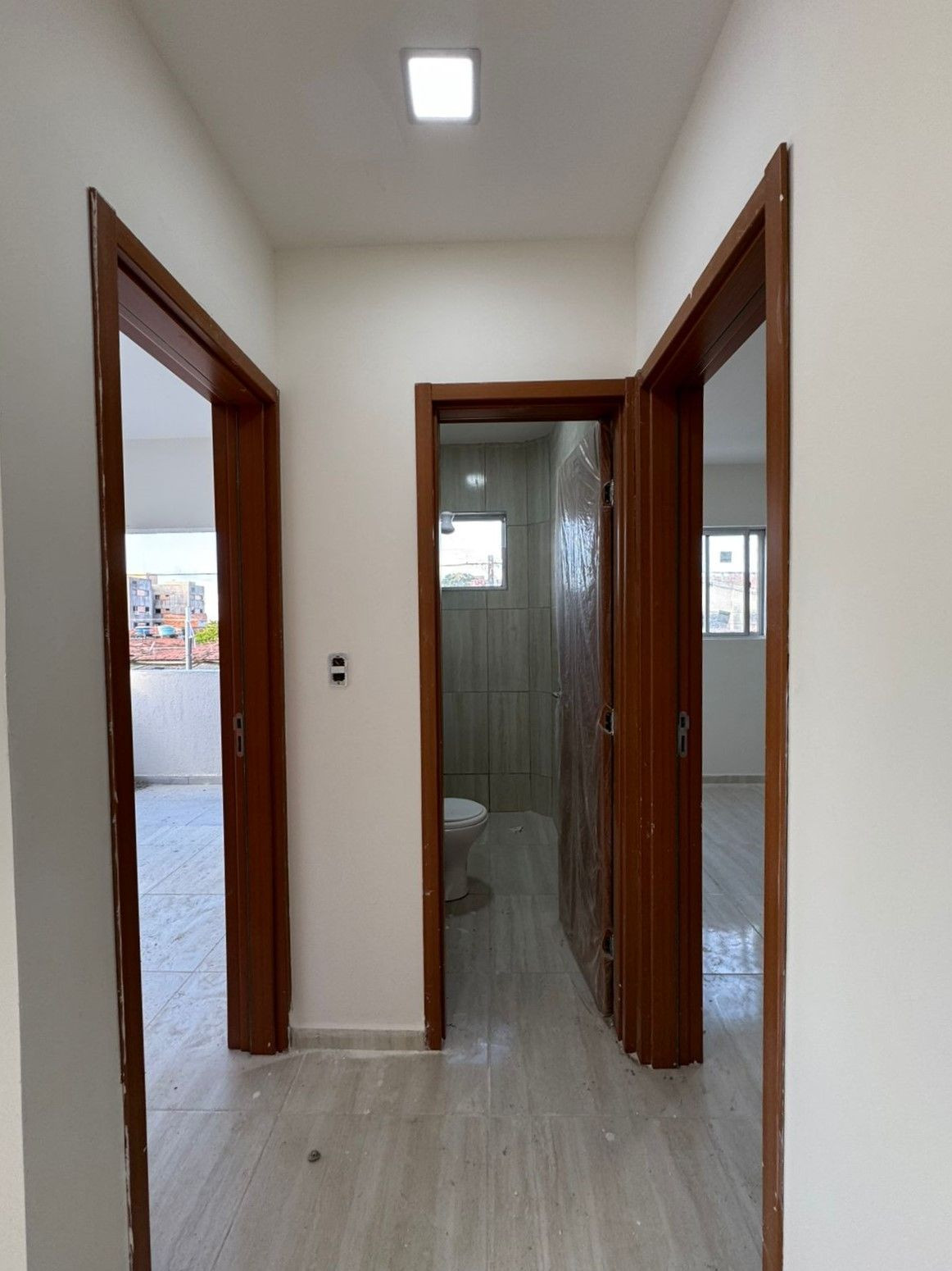 Apartamento com 02 dormitórios à venda, 50m² por R$ 220.000 - ...