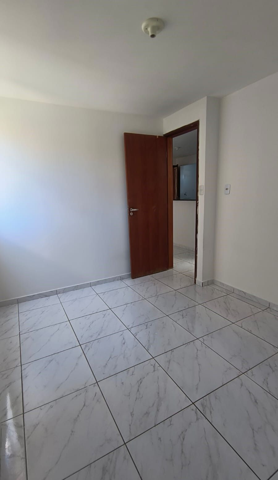 Apartamento com 02 dormitórios à venda por R$ 135.000 - Gramam...