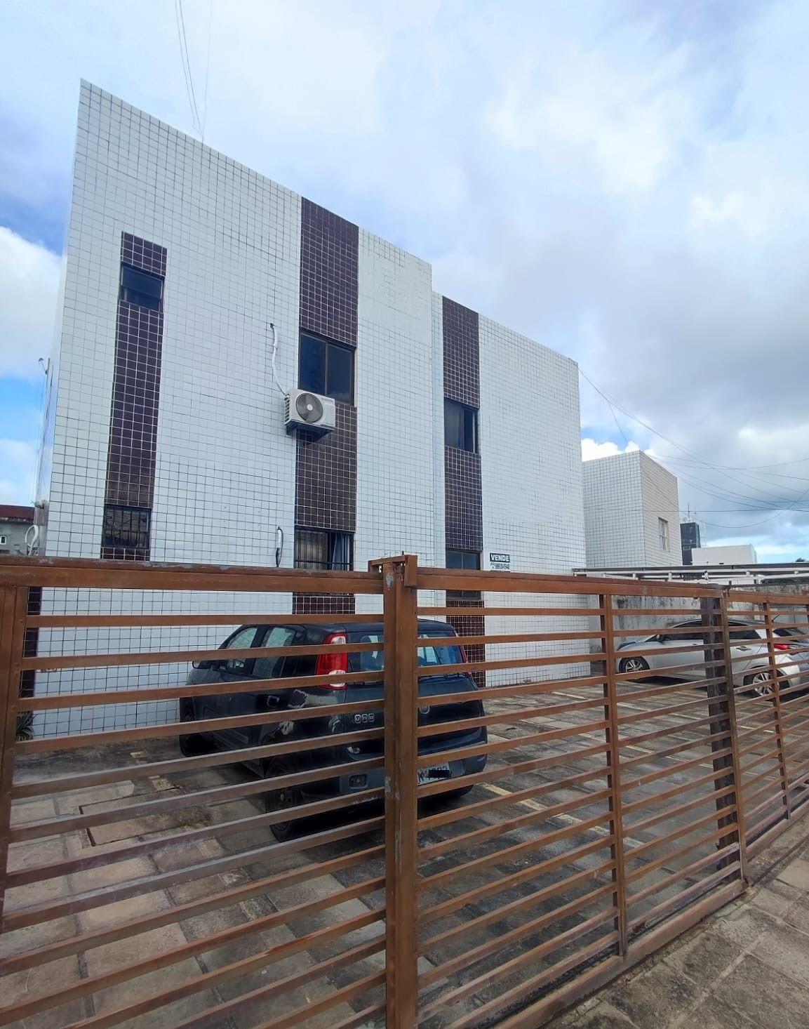 Apartamento com 02 dormitórios à venda por R$ 150.000 - Cuiá, ...