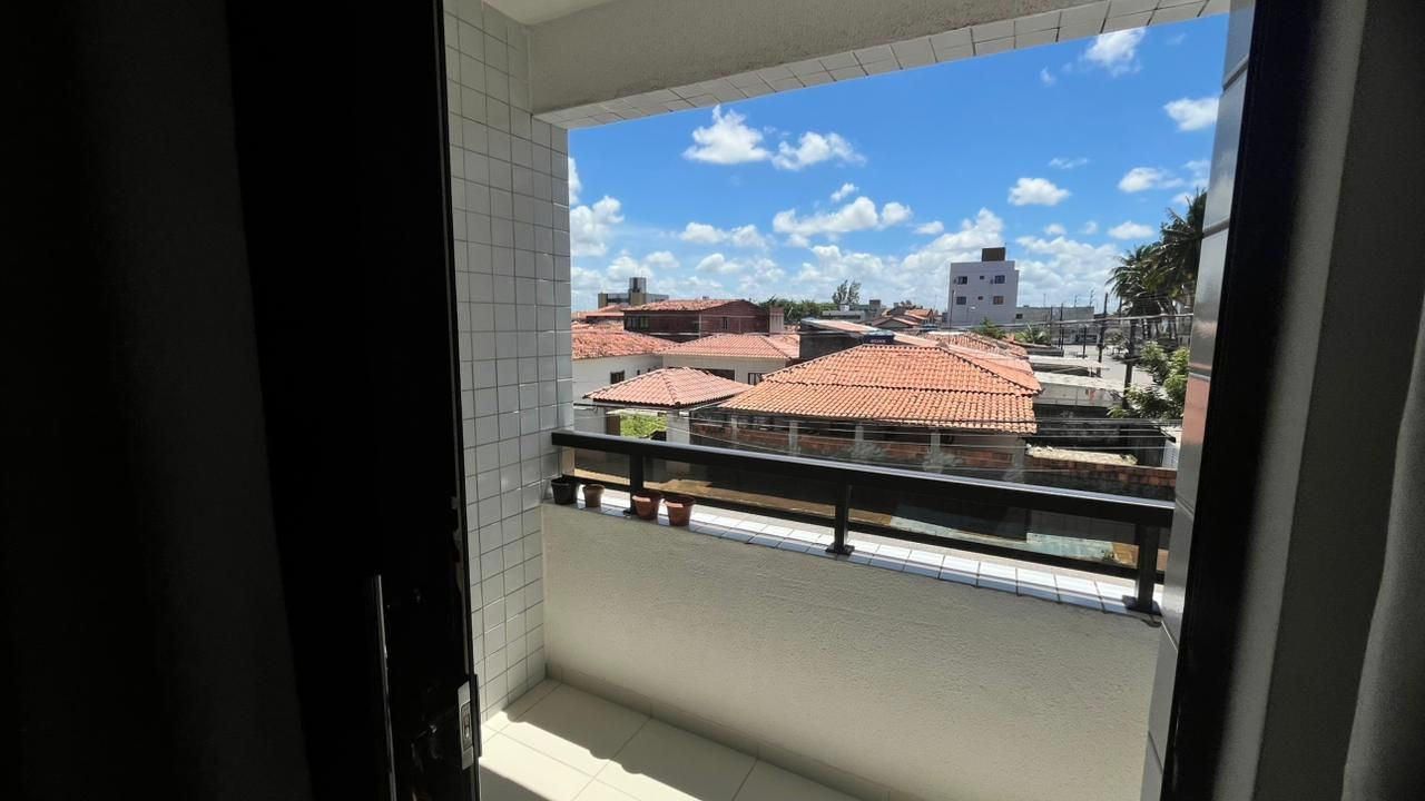 Apartamento com 02 dormitórios à venda, 50m² por R$ 170.000 - ...