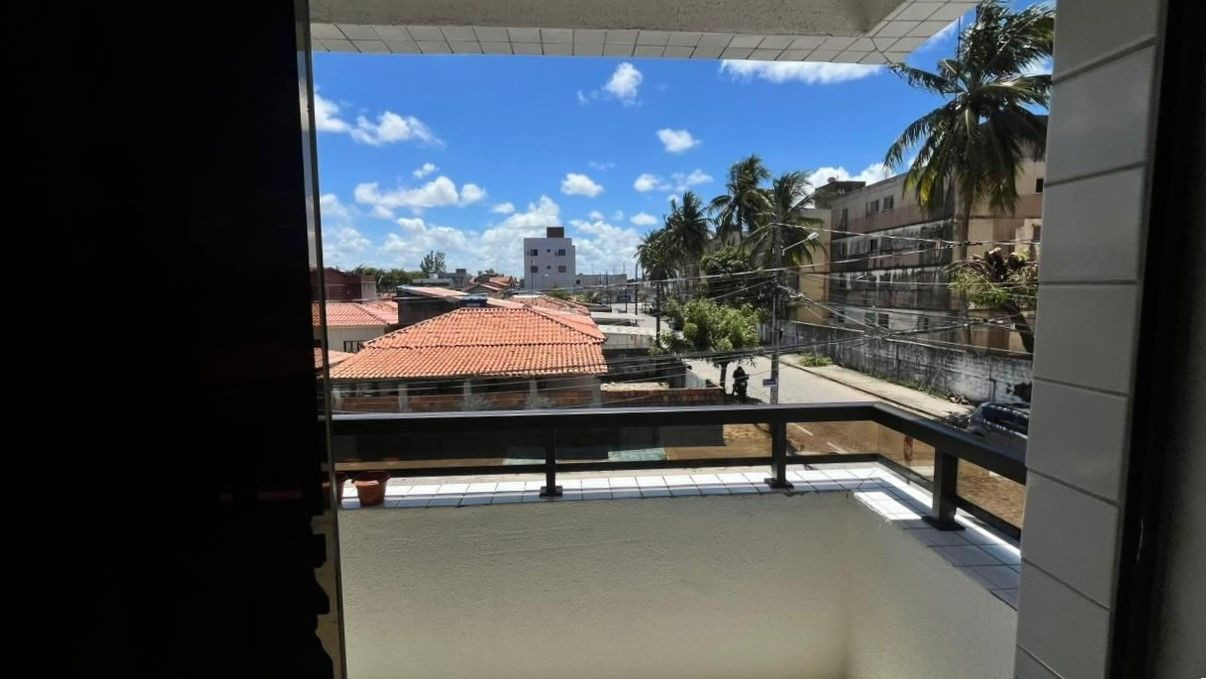Apartamento com 02 dormitórios à venda, 50m² por R$ 170.000 - ...