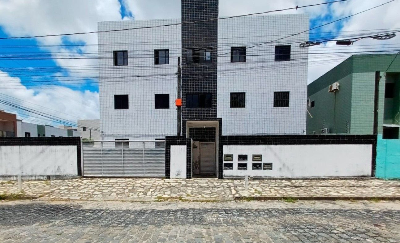 Apartamento com 02 dormitórios à venda, 64m² por R$ 175.000 - ...