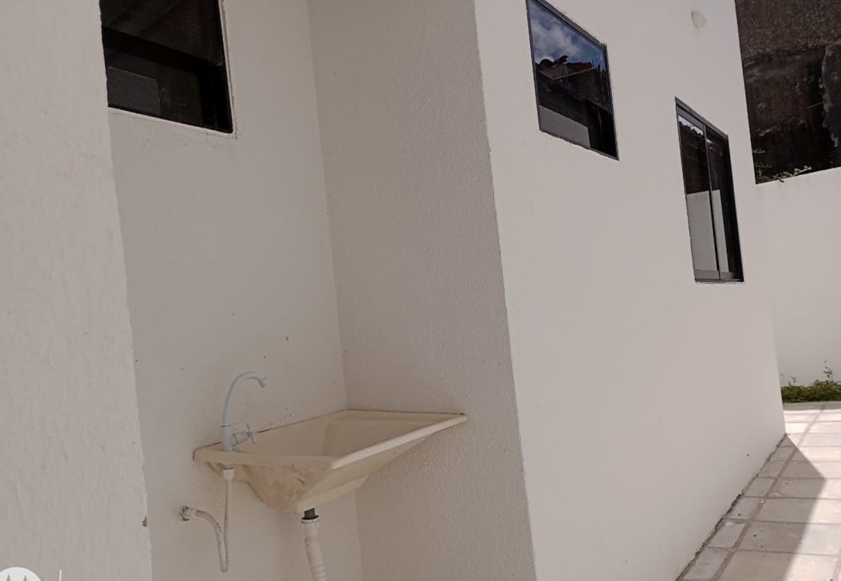 Casa com 02 dormitórios à venda, 58m² por R$ 250.000 - Ernesto...