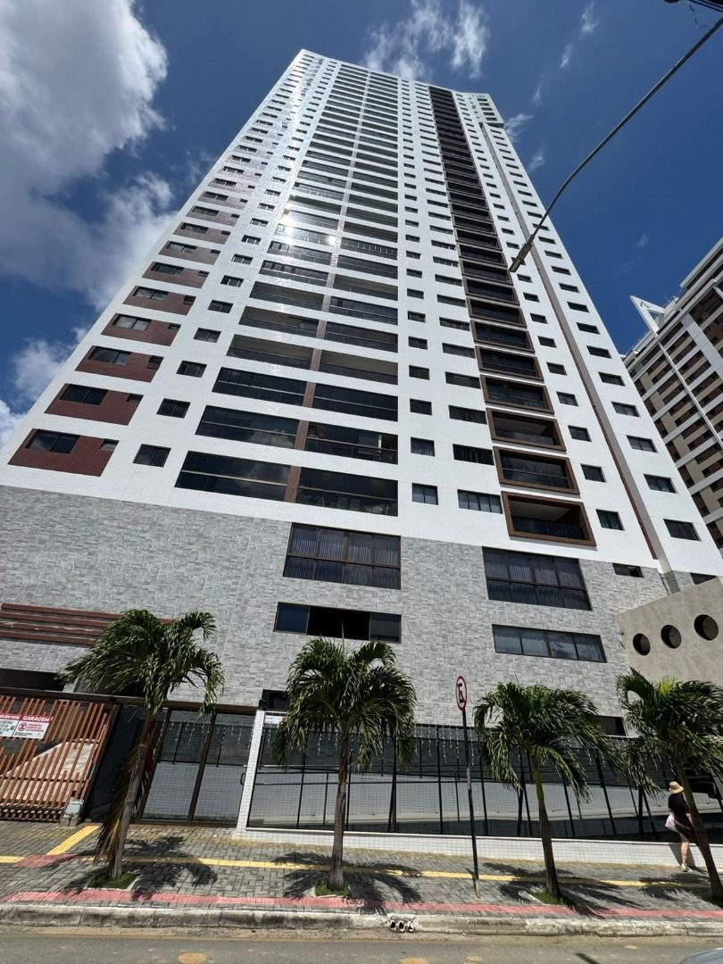 Apartamento com 02 dormitórios à venda por R$ 840.000 - Bairro...