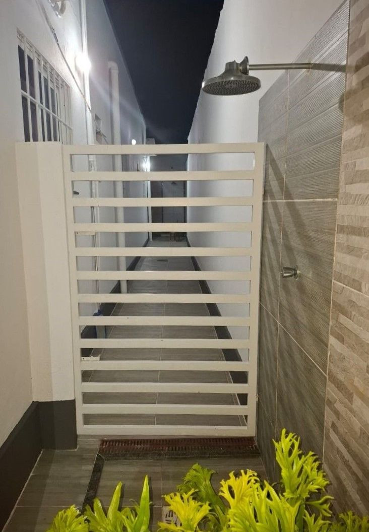 Casa com 03 dormitórios à venda por R$ 630.000 - Cidade Univer...