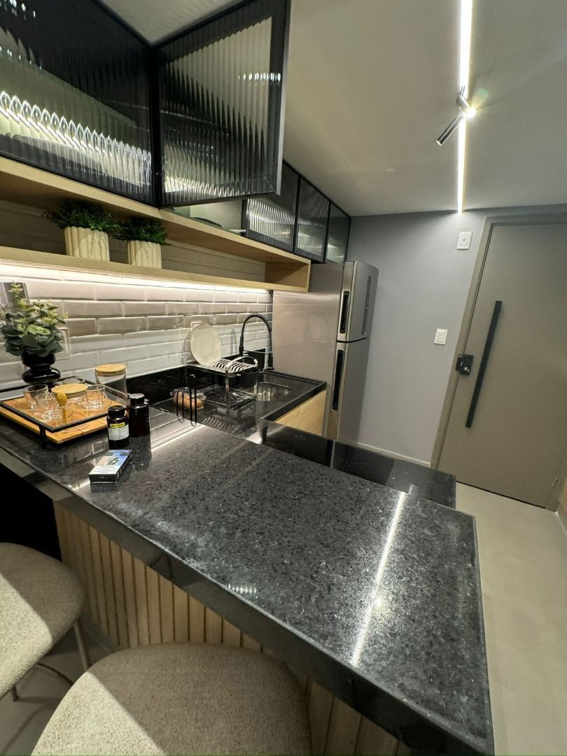 Flat com 01 dormitório à venda, 78m² por R$ 900.000 - Cabo Bra...