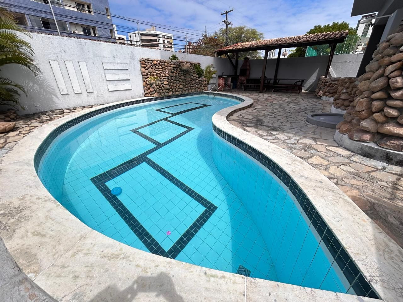 Apartamento com 03 dormitórios à venda por R$ 530.000 - Jardim Oceania, JP/PB