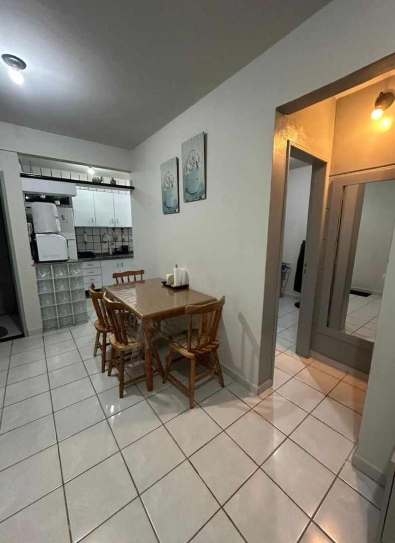 Apartamento com 02 dormitórios à venda por R$ 290.000 - Formos...