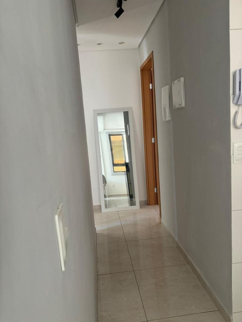 Apartamento com 03 dormitórios à venda por R$ 330.000 - Anatól...
