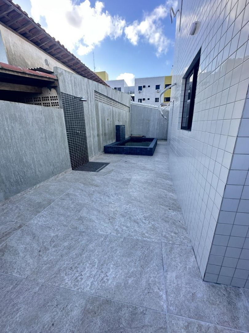 Apartamento com 02/3 dormitórios à venda por R$ 390.000 - Aero...