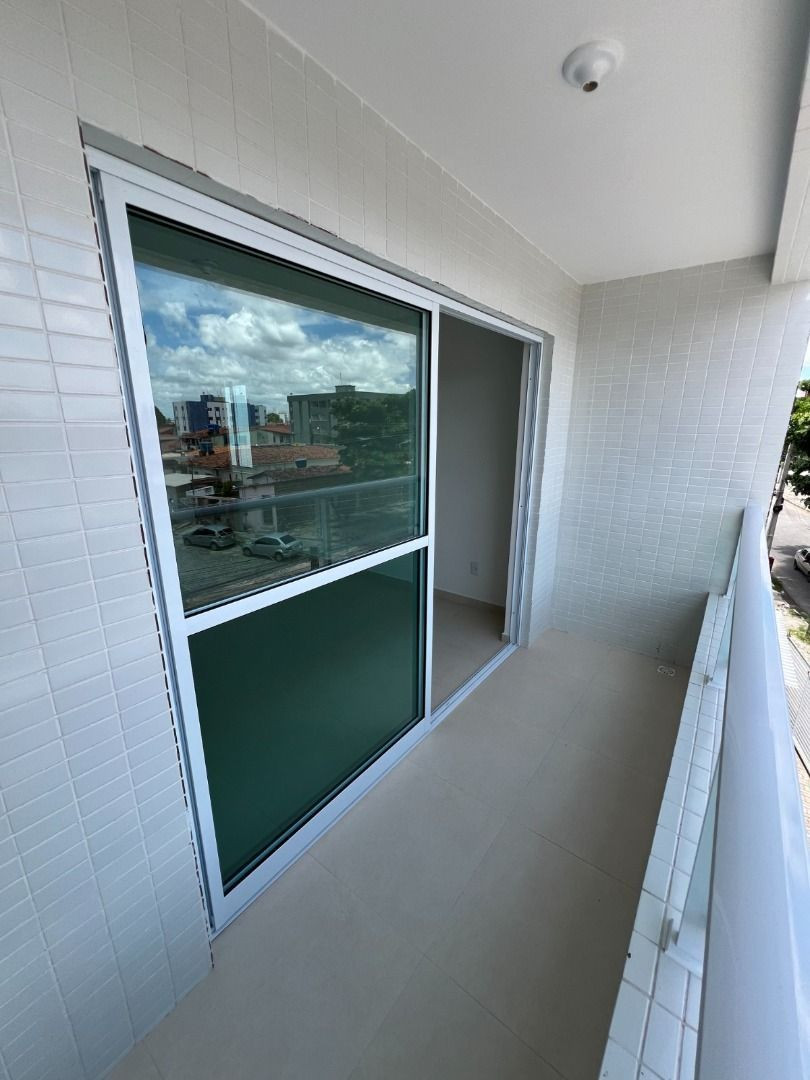 Apartamento com 02 dormitórios à venda por R$ 235.000 - Cristo...