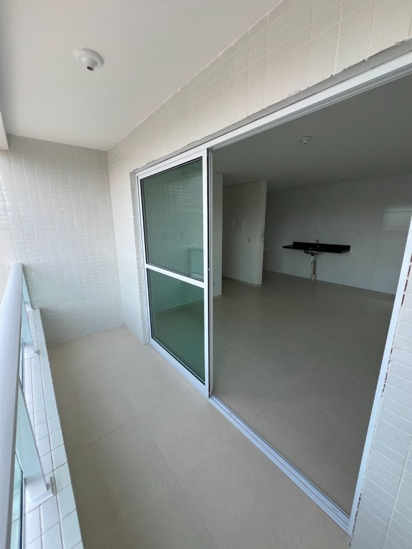 Apartamento com 02 dormitórios à venda por R$ 235.000 - Cristo...