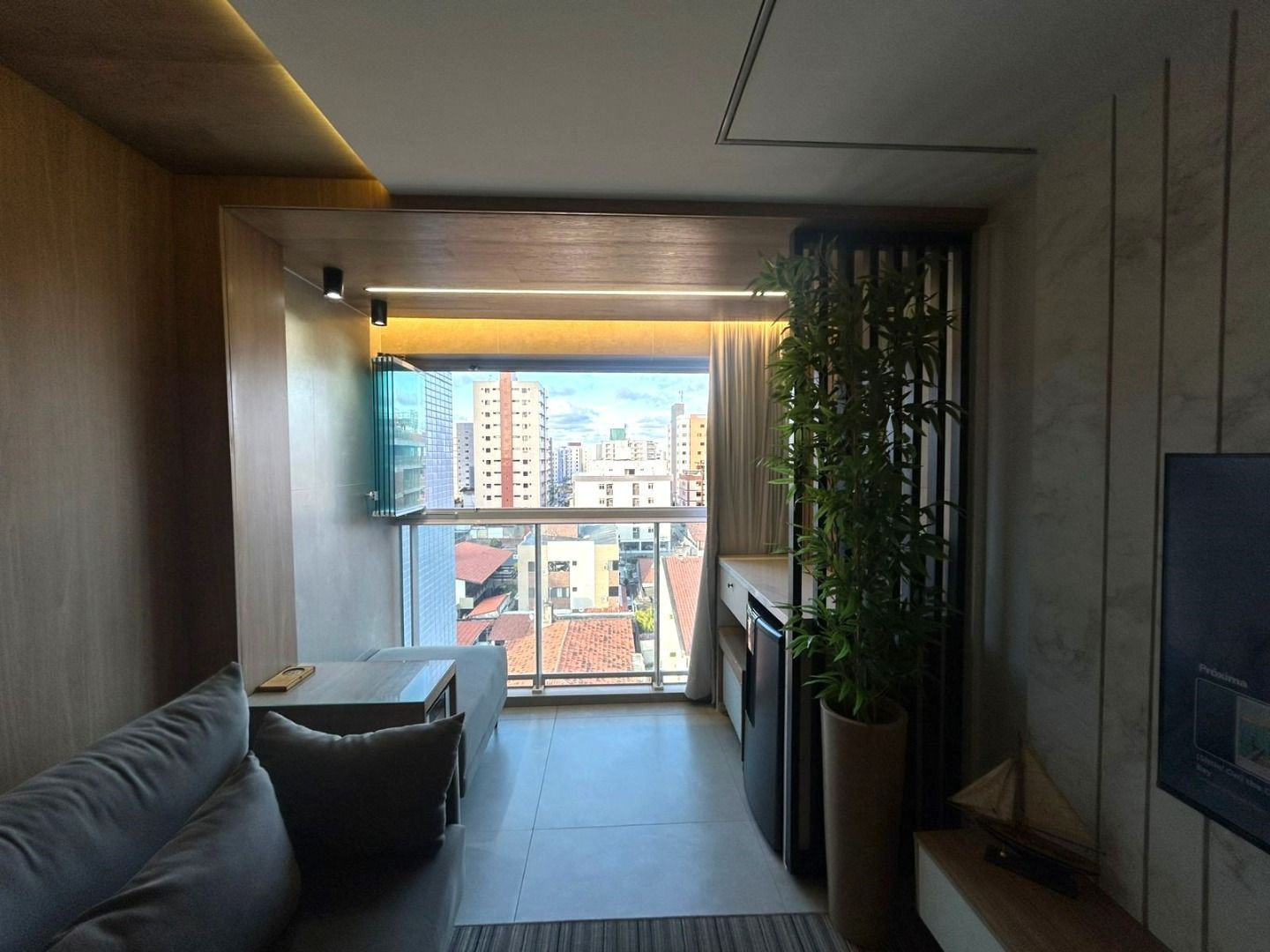 Apartamento com 03 dormitórios à venda por R$ 919.000 - Jardim...