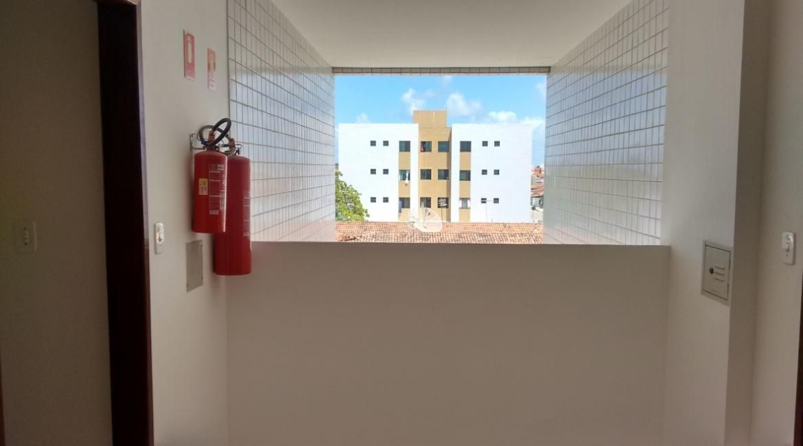 Apartamento com 02 dormitórios à venda por R$ 189.000 - Cristo...