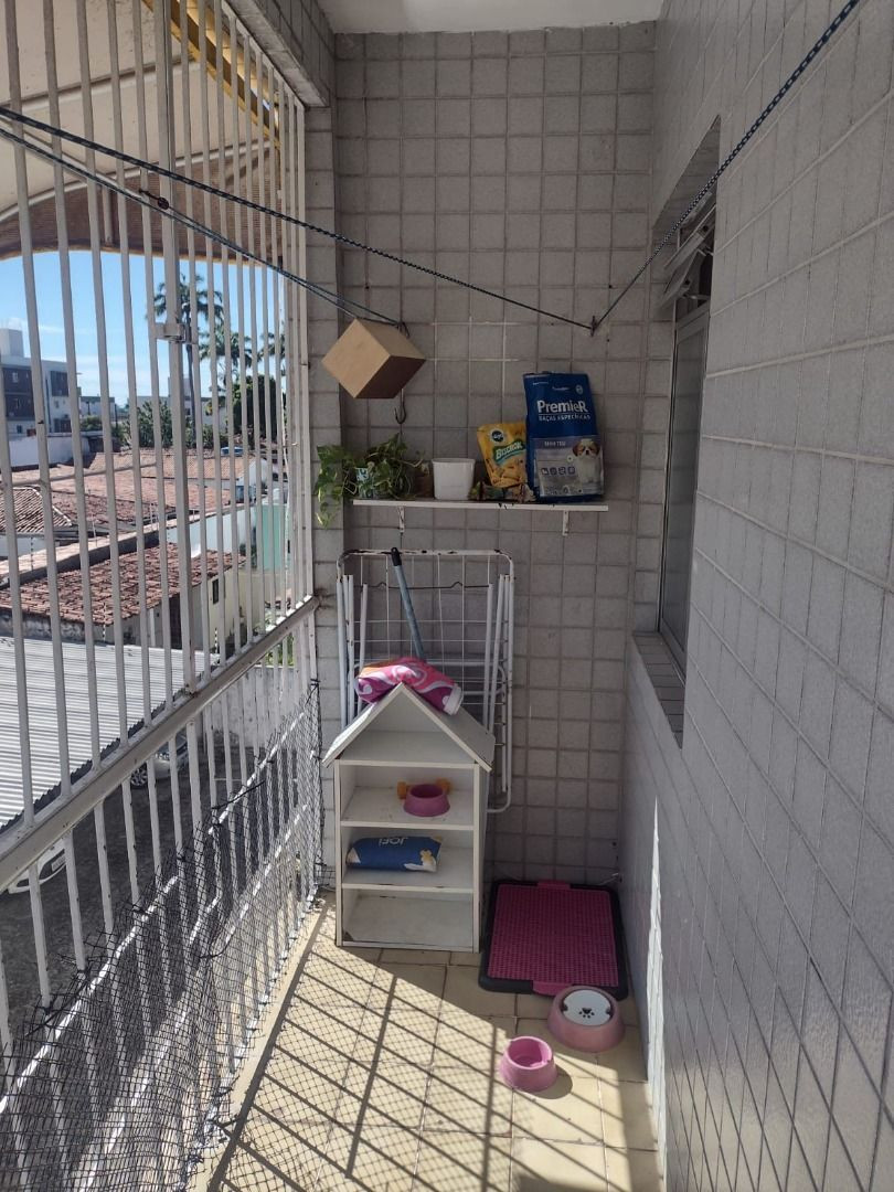 Apartamento com 02 dormitórios à venda por R$ 145.000 - Cristo...
