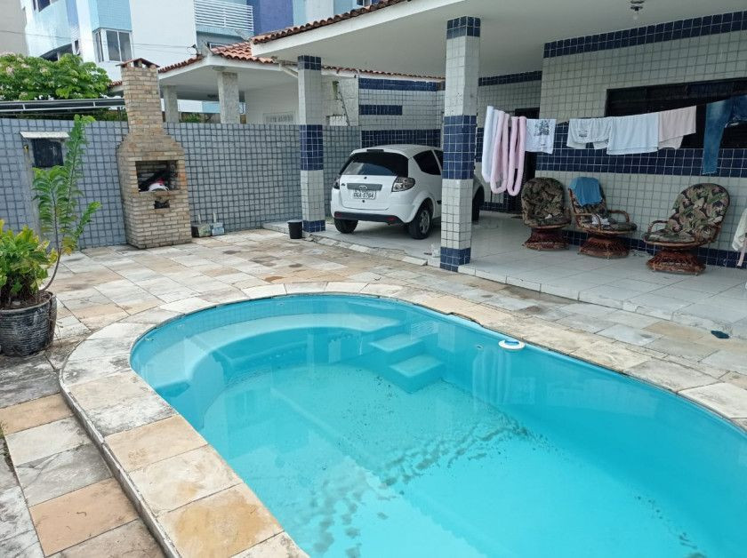 Casa com 04 dormitórios à venda, 180m² por R$ 550.000 - Cristo...