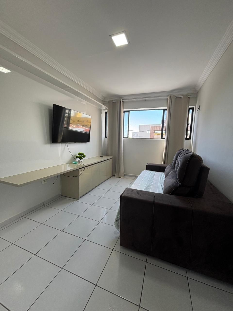 Apartamento com 02 dormitórios à venda por R$ 257.000 - Cd. Un...