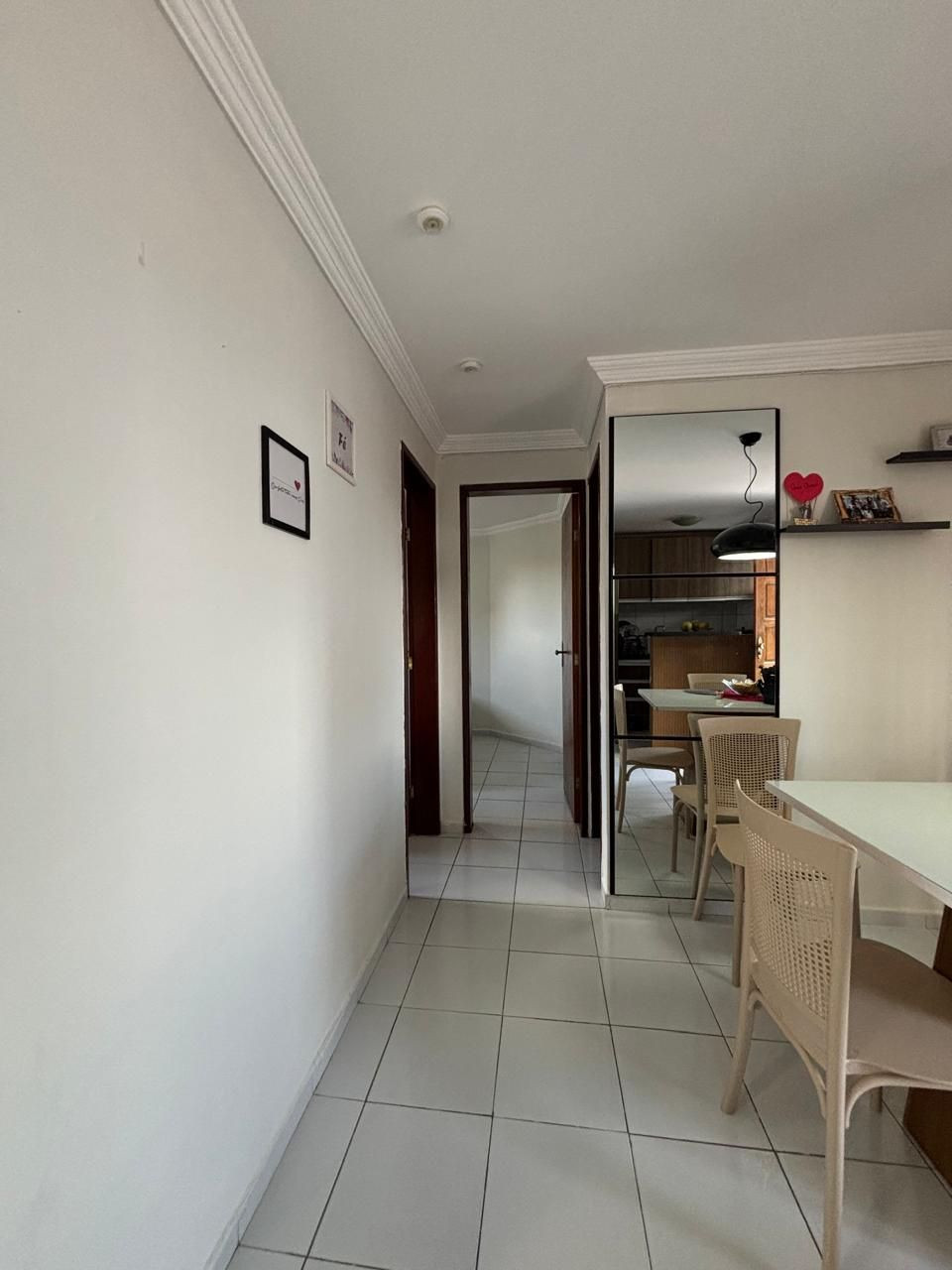 Apartamento com 02 dormitórios à venda por R$ 257.000 - Cd. Un...