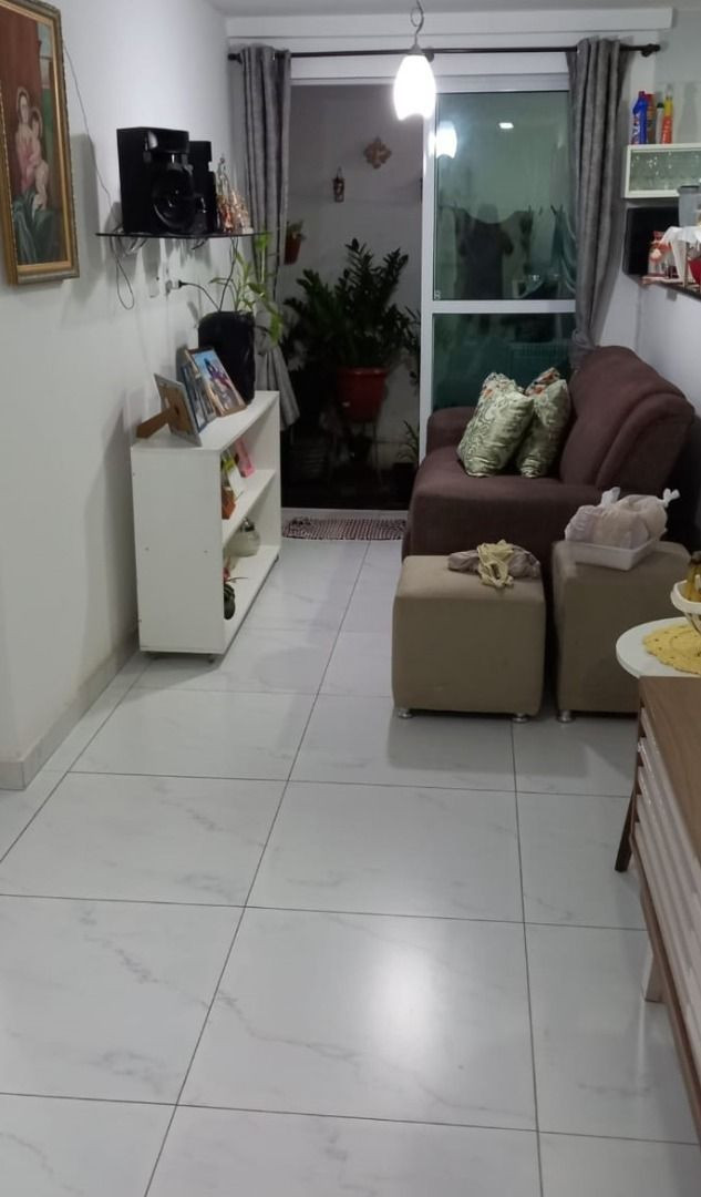 Apartamento com 02 dormitórios à venda por R$ 389.000 - Aerocl...
